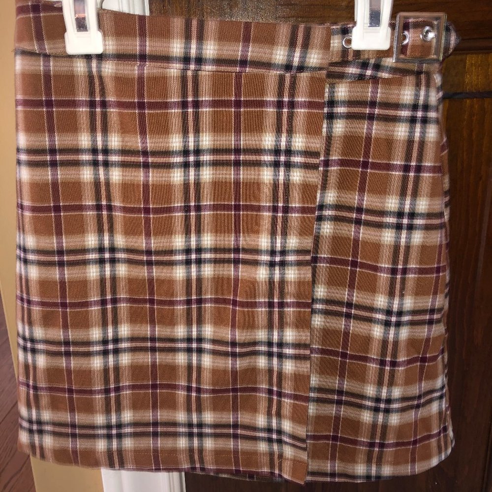 Plaid mini skirt